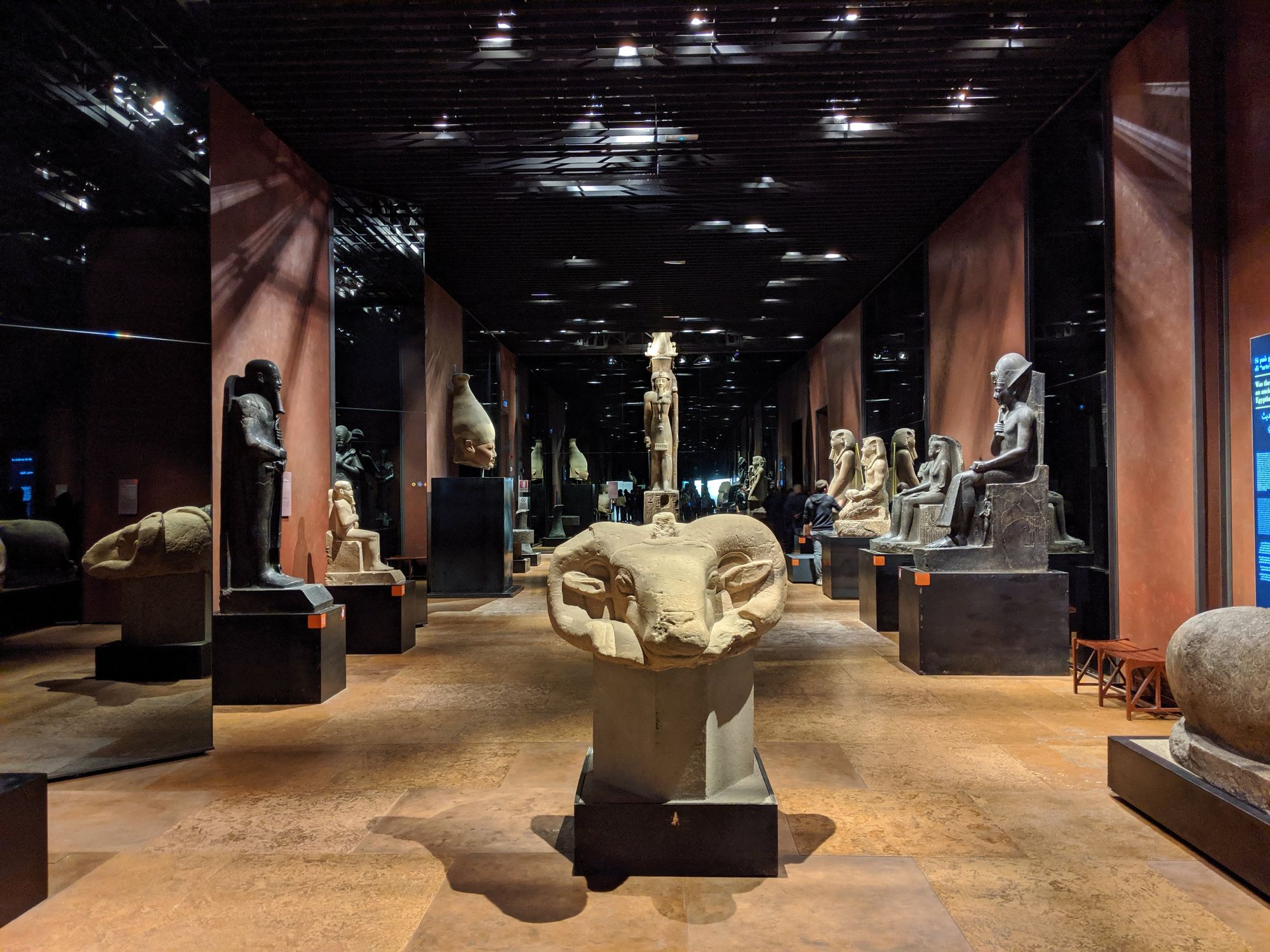 Using ImageDownloader library with reusable cells